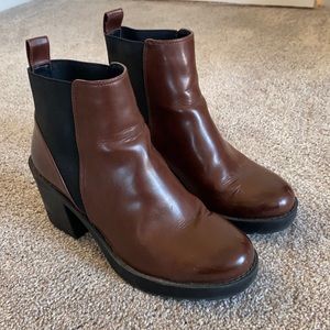 H&M Divided Brown Boots